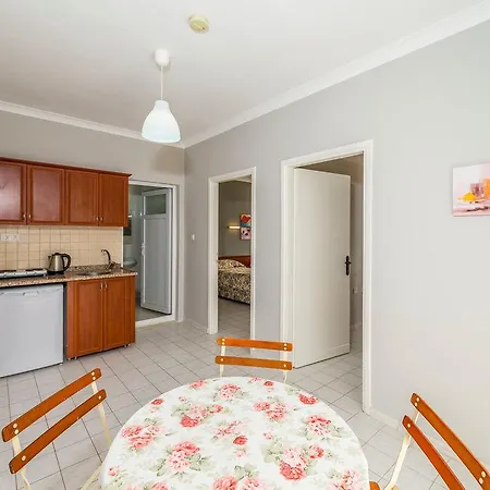 Hotel The S Aparts &