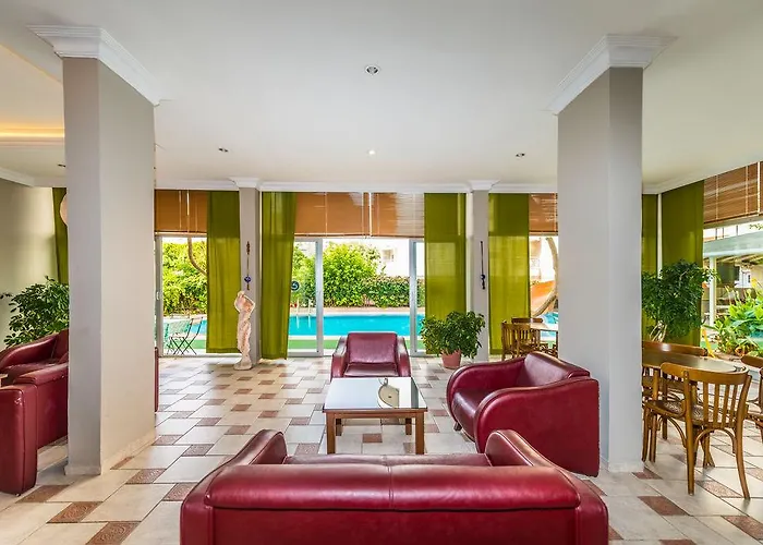 The S Aparts & Hotel 3*