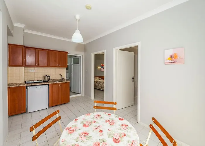 Hotel The S Aparts &